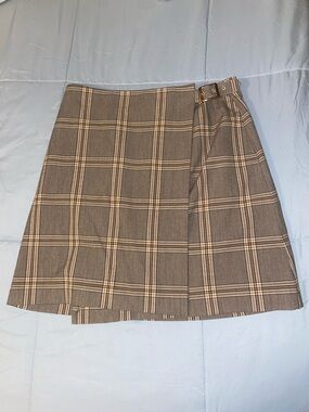 Banana Republic Plaid A-Line Wrap Skirt in Brown and Cream